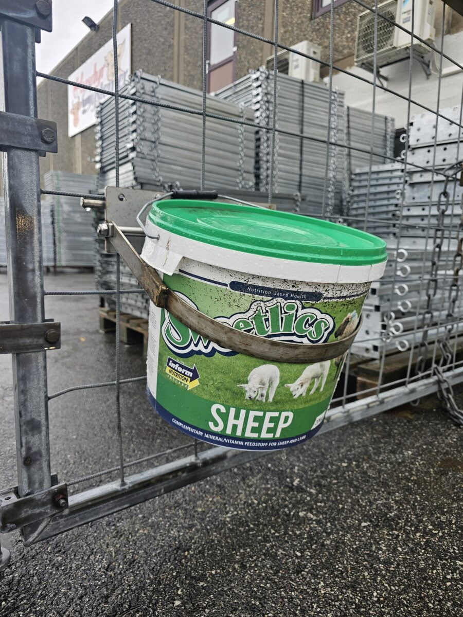 Sweetlics bøtteholder RF