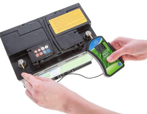 AKO Digital batteritester. 6 V - 20 V - Bilde 3